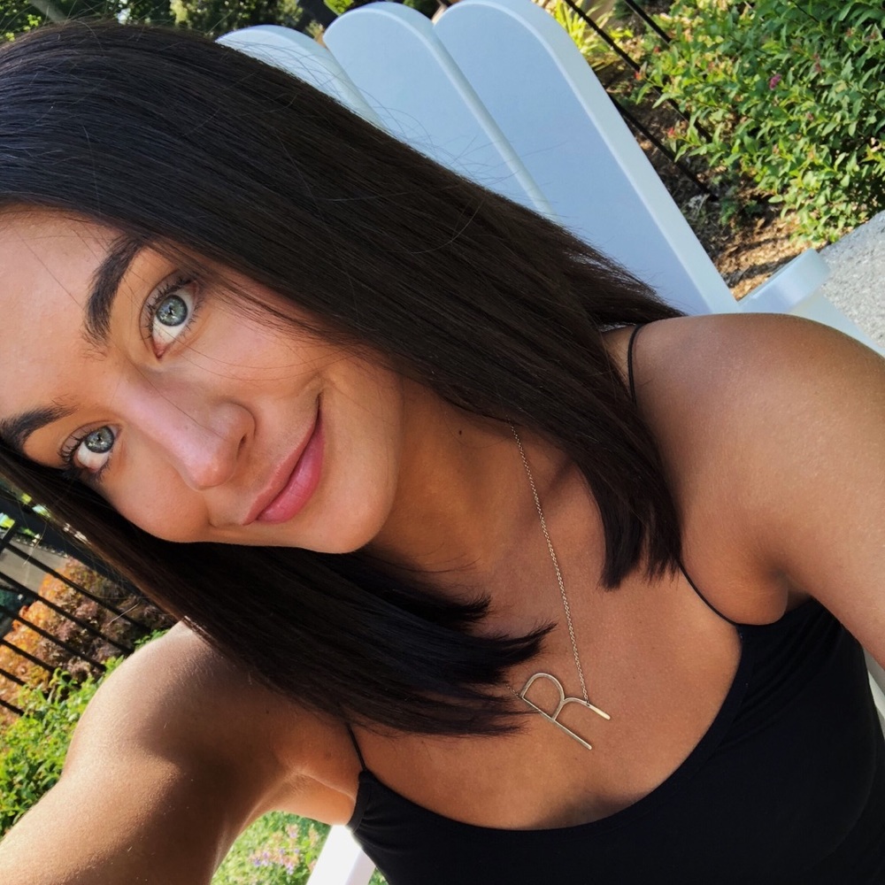 Meet your Posher, Riley